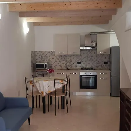 Lägenhet I Tre Ponti Borgonovo